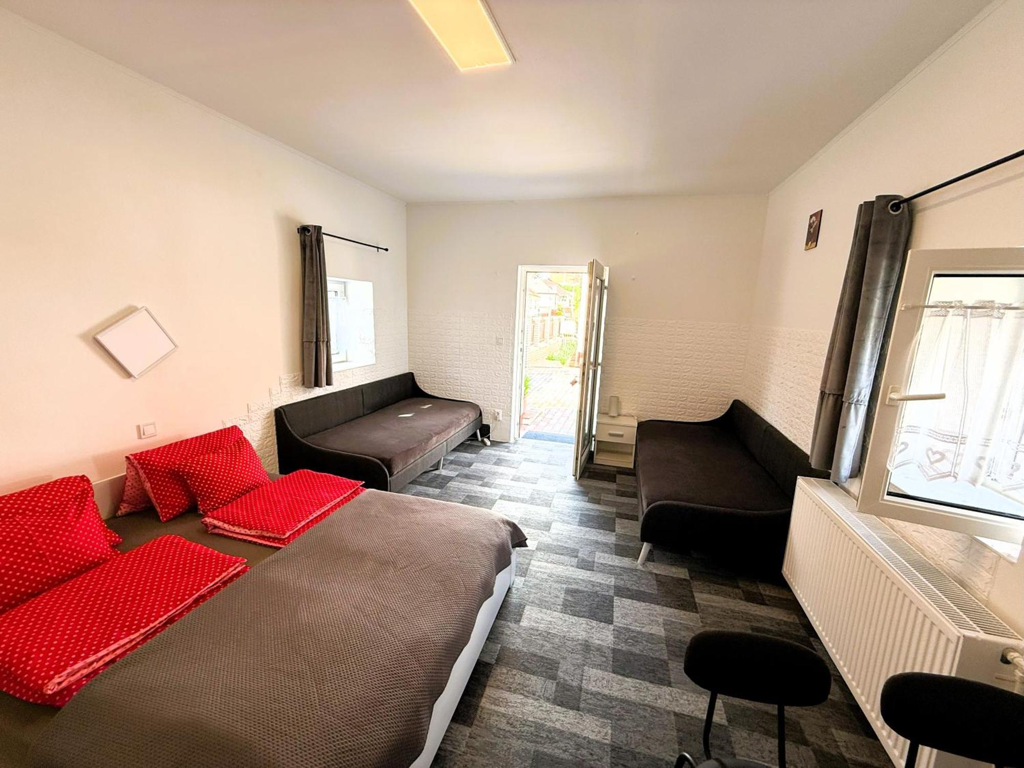Harmony Vendeghaz Apartment Egerszalok